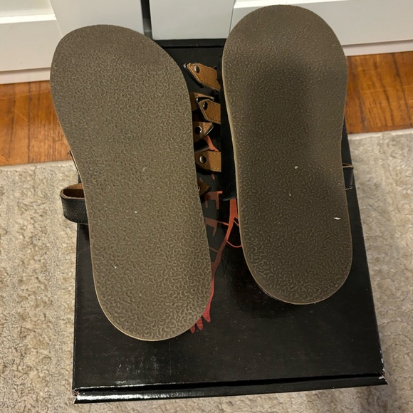 NIB FREEBIRD Franki Sandals - Picture 3 of 9
